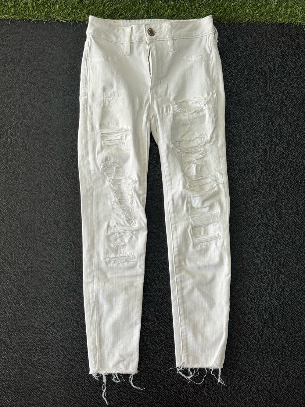 American Eagle Distressed Skinny Jeans